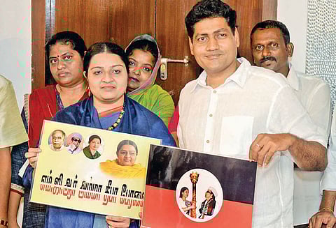 ‘எம்.ஜி.ஆர்-அம்மா- தீபா பேரவை’ என்ற பெயரில் ஜெ.தீபா புதிய அமைப்பு தொடக்கம்