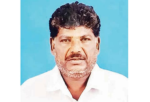 காட்டு யானை தந்தத்தால் குத்தி துப்புரவு பணியாளர் பலி