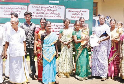 தஞ்சை மாநகராட்சி திடலில் தற்காலிக பஸ் நிலையம் அமைக்க வேண்டும்