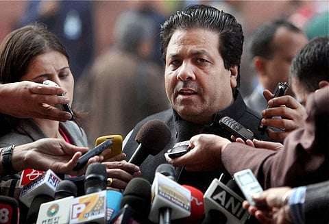 புனே, குஜராத் அணிகளின் ஒப்பந்தம் நீட்டிப்பு இல்லை ஐ.பி.எல். சேர்மன் அறிவிப்பு