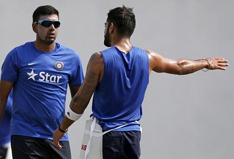 தென் ஆப்பிரிக்காவிற்கு எதிரான ஆட்டத்தில் டாஸ் வென்ற இந்திய அணி பந்துவீச்சு தேர்வு