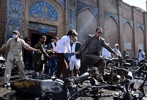 காபூல் மசூதியில் பயங்கரம்: தற்கொலைப் படை தாக்குதலில் 4 பேர் பலி