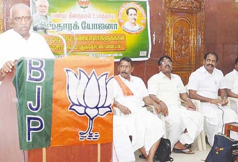 சரக்கு, சேவை வரியால் அனைத்து துறைகளும் வளர்ச்சி பெறும் பொன்.ராதாகிருஷ்ணன் பேட்டி