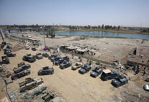 மொசூலில் தோல்வியடைந்து வரும் ஐ.எஸ். பயங்கரவாதிகள் டைகரிஸ் நதியில் விழுகின்றனர்!