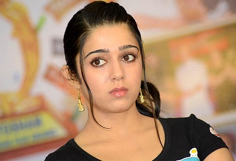 போதைப்பொருள் வழக்கு மருத்துவ பரிசோதனைக்கு எதிர்ப்பு தெரிவித்து சார்மி சுப்ரீம் கோர்ட்டில் வழக்கு