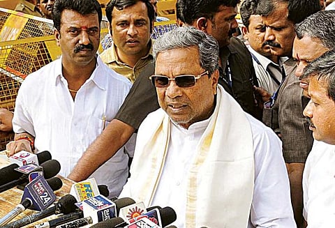 பெங்களூரு மெட்ரோவில் இந்தி மொழியில் தகவல் பலகை கிடையாது சித்தராமையா திட்டவட்டம்