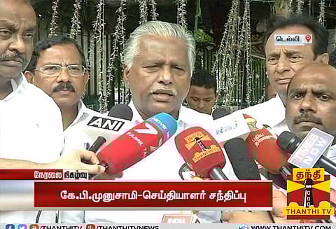 சசிகலா நியமனம் செல்லாது என அறிவிக்க கோரி தேர்தல் ஆணையத்தில் பன்னீர்செல்வம் அணி புதிய மனு