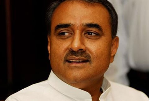 குஜராத்: மாநிலங்களவைத் தேர்தலை ஒட்டி காங்-தேசியவாத காங்கிரஸ் இடையே பிளவு?