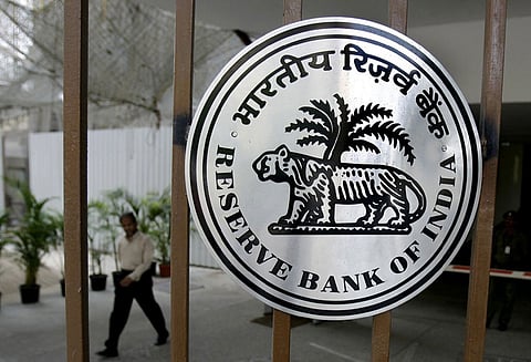 பணமதிப்பு நீக்கம்: வங்கியில் செலுத்தப்பட்ட நோட்டுகளில் கணிசமானவை கறுப்புப்பணமாக இருக்கலாம் - மத்திய அரசு