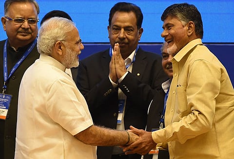 அதிக மதிப்புடைய ரூ 2000, 500 நோட்டுகள் தேவையில்லை - சந்திரபாபு நாயுடு