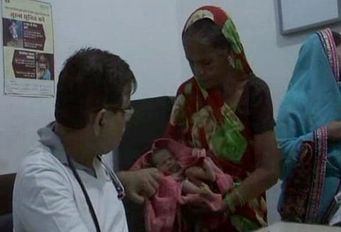 உ.பியில் மீண்டும் அதிர்ச்சி சம்பவம்: ஆக்ஸிஜன் தட்டுப்பாட்டால் 49 குழந்தைகள் பலி