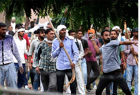 குர்மீத் ராம் ரஹீம் சிங் கைதை அடுத்து ரூ 5 கோடி கொடுத்து வன்முறை தூண்டபட்டு உள்ளது.