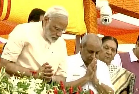 குஜராத்தில் சர்தார் சரோவர் அணையை பிரதமர் மோடி நாட்டுக்கு அர்ப்பணித்தார்