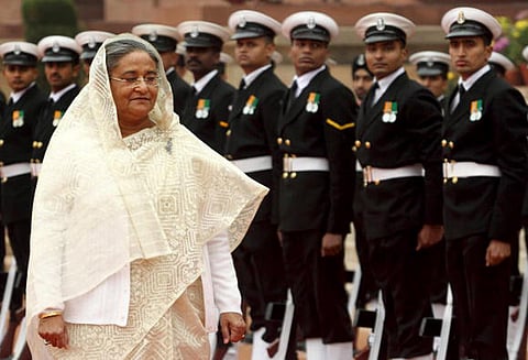வங்காளதேச பிரதமர் ஹசீனாவை படுகொலை செய்ய சதிதிட்டம்; இந்திய உளவுத்துறை உதவியுடன் முறியடிப்பு