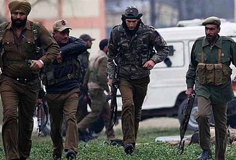 இந்தியாவுக்குள் ஊடுருவிய தீவிரவாதிகளில் 6 பேர் ஸ்ரீநகரில் பதுங்கி உள்ளனர்