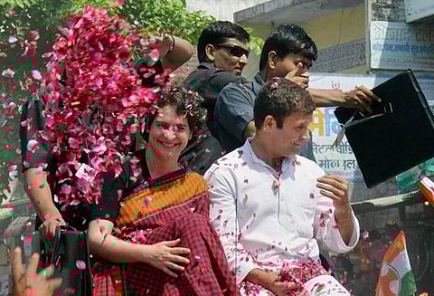 குர்தாஸ்பூரை பா.ஜனதாவிடம் இருந்து காங்கிரஸ் பறித்தது, ராகுலுக்கு தீபாவளி பரிசு என கொண்டாட்டம்