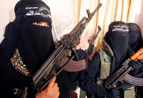 பிலிப்பைன்சில் பாதுகாப்பு படையுடன் மோதல்; ஐ.எஸ். அமைப்பின் முக்கிய தலைவர் பலி