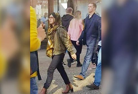 ஜீன்ஸ், ஹீல்ஸ் அணிந்து கொண்டு மலாலா சென்றாரா? சமூக வலைதளங்களில் கடும் விமர்சனம்