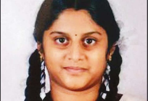 கும்பகோணத்தில் டெங்கு காய்ச்சலுக்கு மாணவி பலி