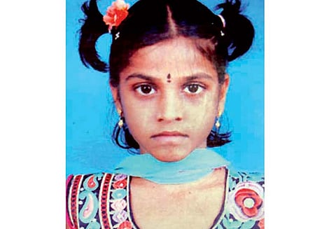 குன்னத்தூர் அருகே டெங்கு காய்ச்சலுக்கு பள்ளி மாணவி பலி