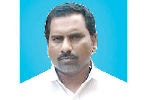 குறைந்த வட்டிக்கு கடன் தருவதாக கூறி பல லட்சம் ரூபாய் மோசடி செய்தவர் கைது