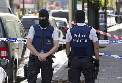 பெல்ஜியத்தில் அதிவேக ரெயில் மீது நடந்த தாக்குதல் சம்பவத்தில் 4 பேர் கைது