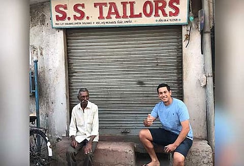 ரோஸ் டெய்லருக்கு ஆதார் வழங்க முடியுமா? டுவிட்டரில் சேவாக் கிண்டல்