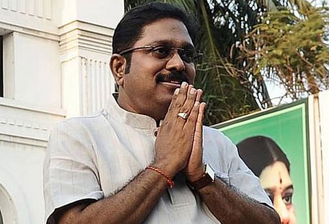 மன்னார்குடி மன்னைநகரில் உள்ள டி.டி.வி. தினகரன் வீட்டில் வருமான வரி துறை சோதனை