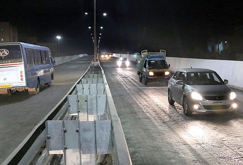 சேலம் திருவாக்கவுண்டனூர் மேம்பாலத்தில் சோதனை ஓட்டம்