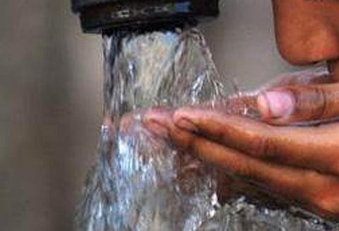 அசுத்தமான தண்ணீரை குடித்த 300 பேருக்கு வயிற்றுப்போக்கு