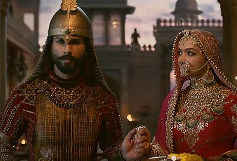 மத்திய பிரதேசத்தை தொடர்ந்து பஞ்சாப் அரசும் பத்மாவதி படத்துக்கு தடை விதித்தது