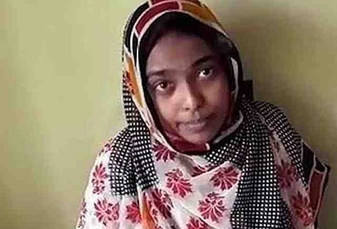 மதம் மாறுமாறு என்னை யாரும் கட்டாயப்படுத்தவில்லை: கேரள பெண் ஹாதியா