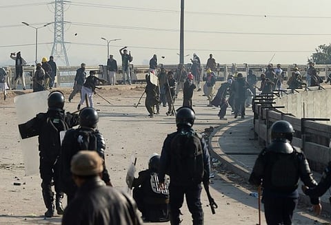 பாகிஸ்தான் சட்ட மந்திரி ராஜினாமா, போராட்டங்கள் விலக்கி கொள்ளப்பட்டது