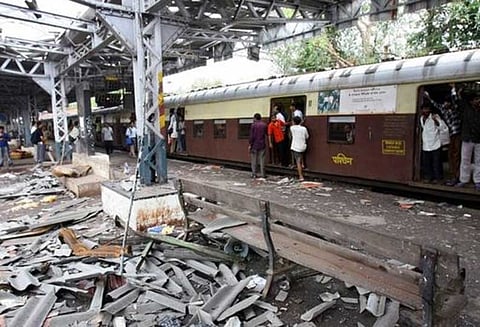 மும்பை தொடர் குண்டு வெடிப்பு வழக்கு: தாகீர் மெர்சண்ட்டுக்கு விதிக்கப்பட்ட மரண தண்டனை நிறுத்தி வைப்பு