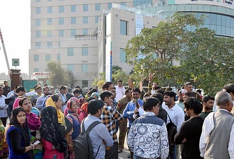 டெல்லி மருத்துவமனையில் டாக்டர்கள் தவறாக இறந்துவிட்டதாக அறிவித்த குழந்தை உயிரிழப்பு