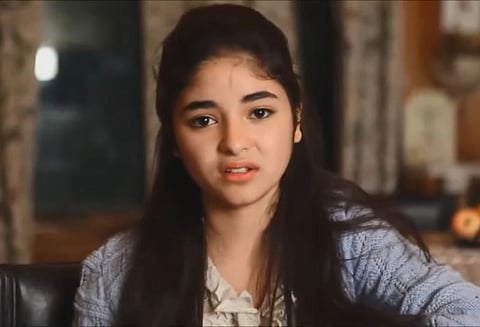 விமானத்தில் நடுவானில் பாலியல் தொல்லை: தங்கல் பட நடிகை ஜைரா வாசிம் குற்றச்சாட்டு