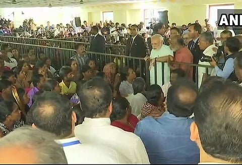 ஒகி புயலால் மீனவர்கள் மாயம்; எங்களுடைய தேடுதல் வேட்டை குறைந்துவிடாது - பிரதமர் மோடி சொல்கிறார்