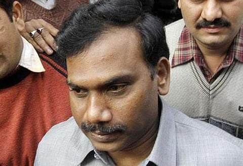 தீர்ப்பை கேட்டதும் கோர்ட்டில் ஆ.ராசா ஆனந்த கண்ணீர்