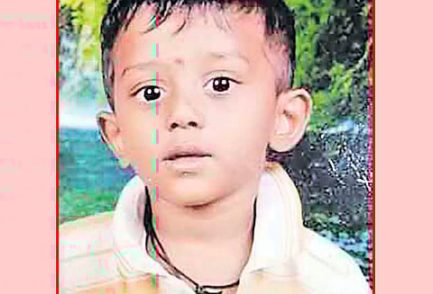 அம்பர்நாத்தில், காணாமல் போன 3 வயது தமிழ் சிறுவன் சாக்கடையில் பிணமாக மீட்பு