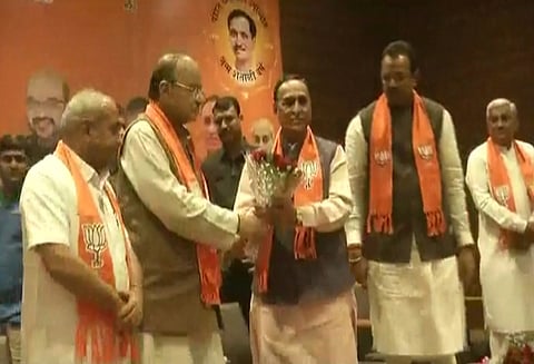 குஜராத் முதல்-மந்திரியாக விஜய் ரூபானி, துணை முதல்-மந்திரியாக நிதின் படேல் மீண்டும் தேர்வு