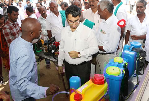 விவசாயத்தில் ஈடுபட இளைஞர்களை ஊக்கப்படுத்த வேண்டும்