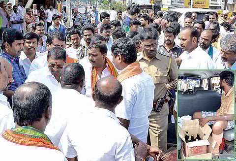 டாஸ்மாக் பார்களை பா.ஜனதா கட்சியினர் முற்றுகையிட்டதால் பரபரப்பு