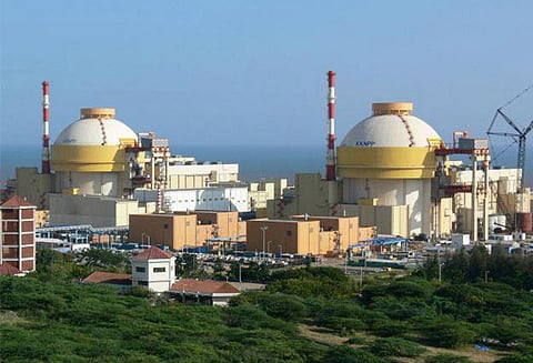 கூடங்குளம் அணுமின் நிலைய திட்டத்திற்கு வங்கியில் ரூ.1000 கோடி கடன் வாங்கியதில் விதிகள் மீறப்பட்டுள்ளது: சிஏஜி அறிக்கை