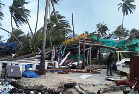 ஒகி புயல் பாதிப்பு தமிழகத்திற்கு ரூ 133 கோடி இடைக்கால நிதி ஒதுக்கீடு - மத்திய அரசு அறிவிப்பு