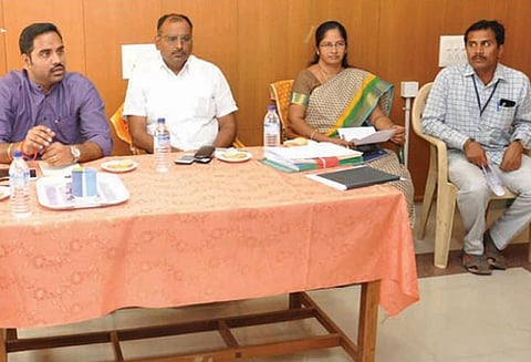 10 ஆயிரம் பேருக்கு புதிதாக ‘ஸ்மார்ட் ரேஷன் கார்டு’ வழங்கப்பட்டு உள்ளது