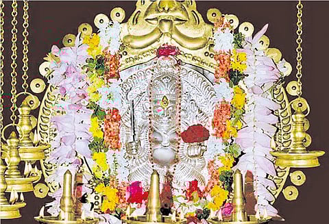 தீராத நோய் தீர்க்கும் தன்வந்திரி