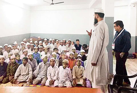 உத்தரபிரதேசத்தில் அரசின் அங்கீகாரத்தை இழக்கும் நிலையில் 2,300 போலி மதரஸாக்கள்!