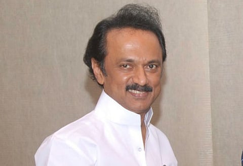 தி.மு.க. எம்.எல்.ஏ.க்கள் கூட்டம் மு.க. ஸ்டாலின் தலைமையில் தொடங்கியது