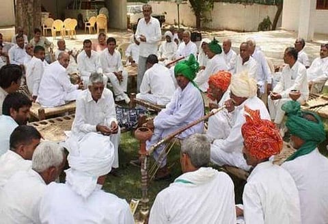 சாதி மறந்து காதல் திருமணம் செய்பவர்களை யாருக்கும் தடுக்கும் அதிகாரம் கிடையாது- சுப்ரீம் கோர்ட்