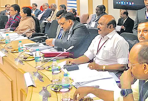 தீப்பெட்டி, விவசாய பொருட்களுக்கு வரி விலக்கு அளிக்க வேண்டும் அமைச்சர் ஜெயக்குமார் வலியுறுத்தல்